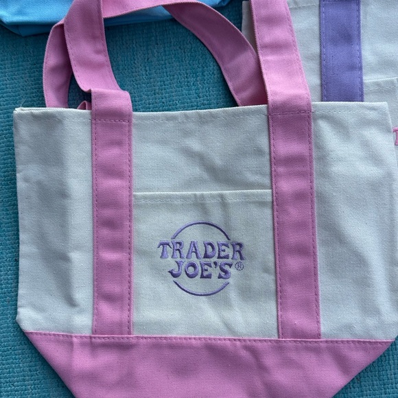 Trader Joe's VIRAL Mini Pastel Canvas Tote Bag Set of 4! - Picture 2 of 5